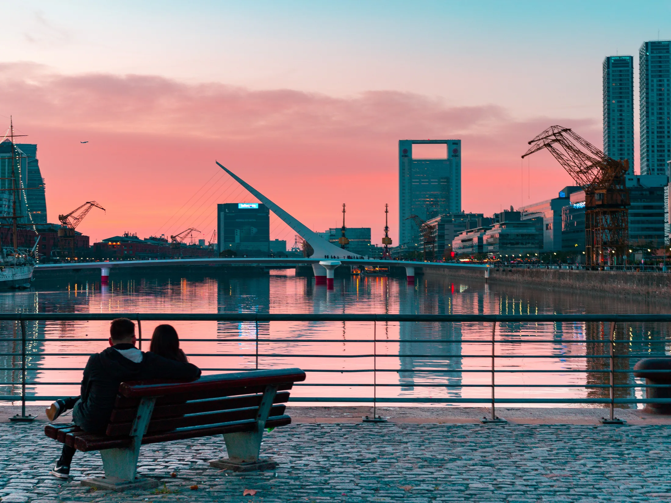 Puerto Madero al atardecer — Buenos Aires