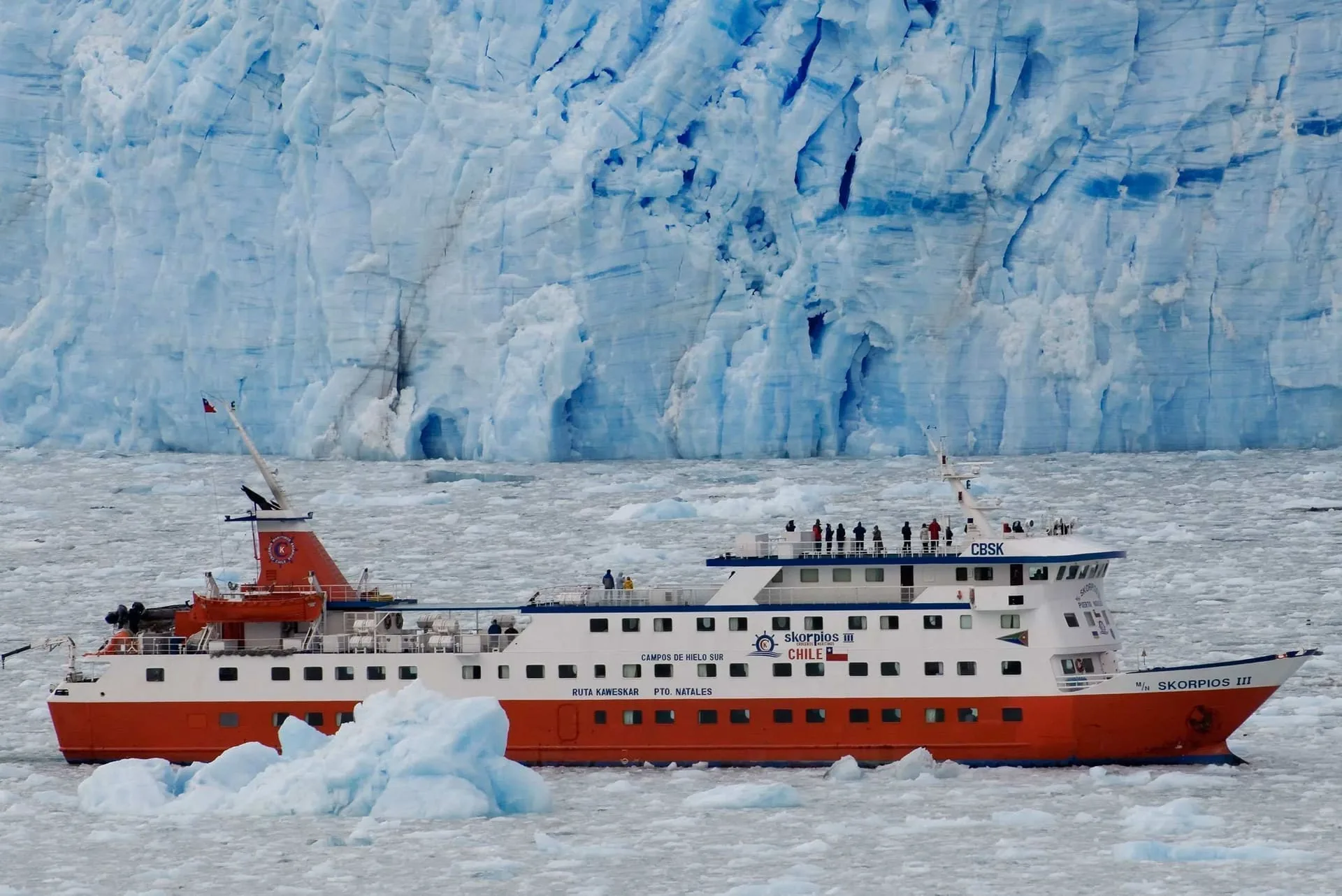 Argentina y Chile con Cruce Andino y Crucero Skorpios